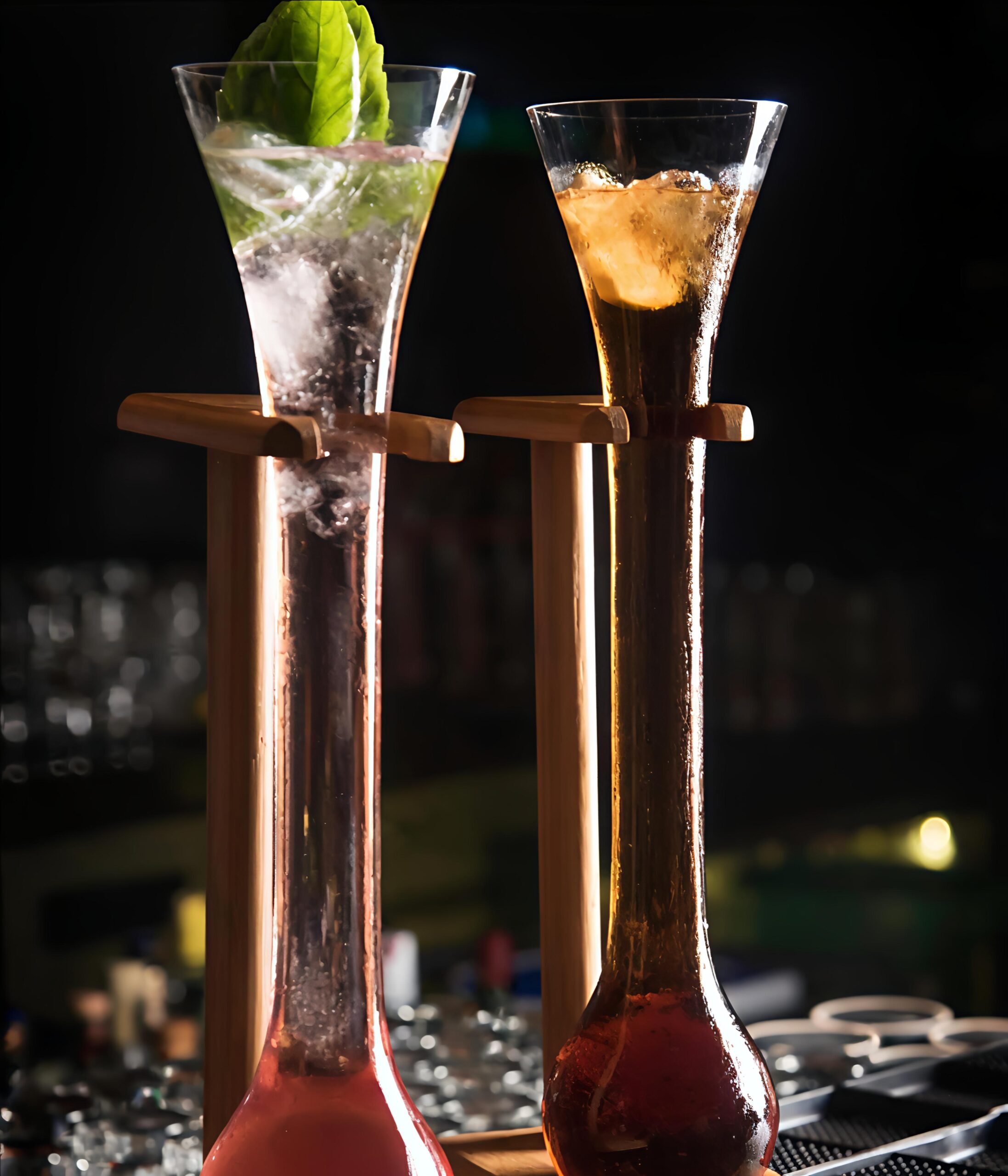 Borosilicate Big Half Yarg Glass With  Wooden Stand 1000ml 1 Pc