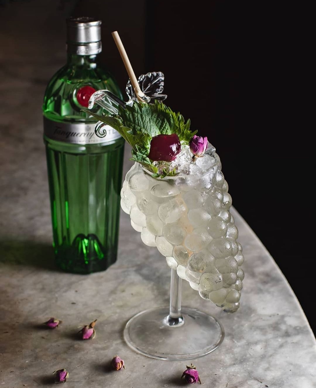 Grapes Shape Glass  500ml 1 Pc