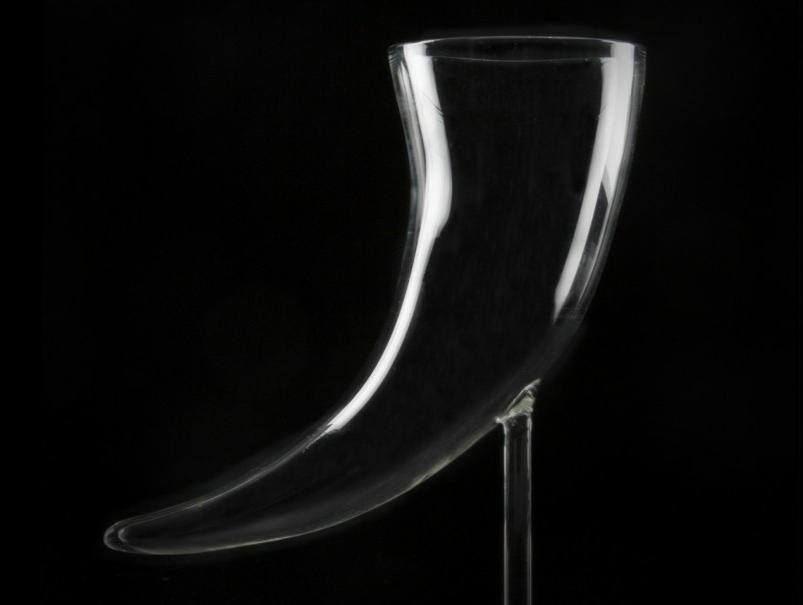Horn Cocktail Glass With Stem 250ml 1 Pc - Image 4