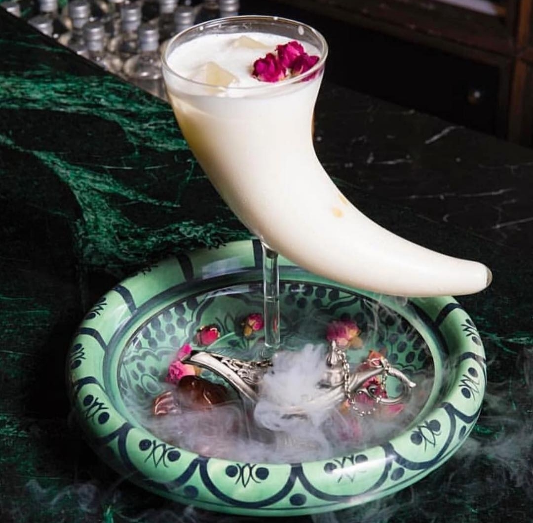 Horn Cocktail Glass With Stem 250ml 1 Pc - Image 2