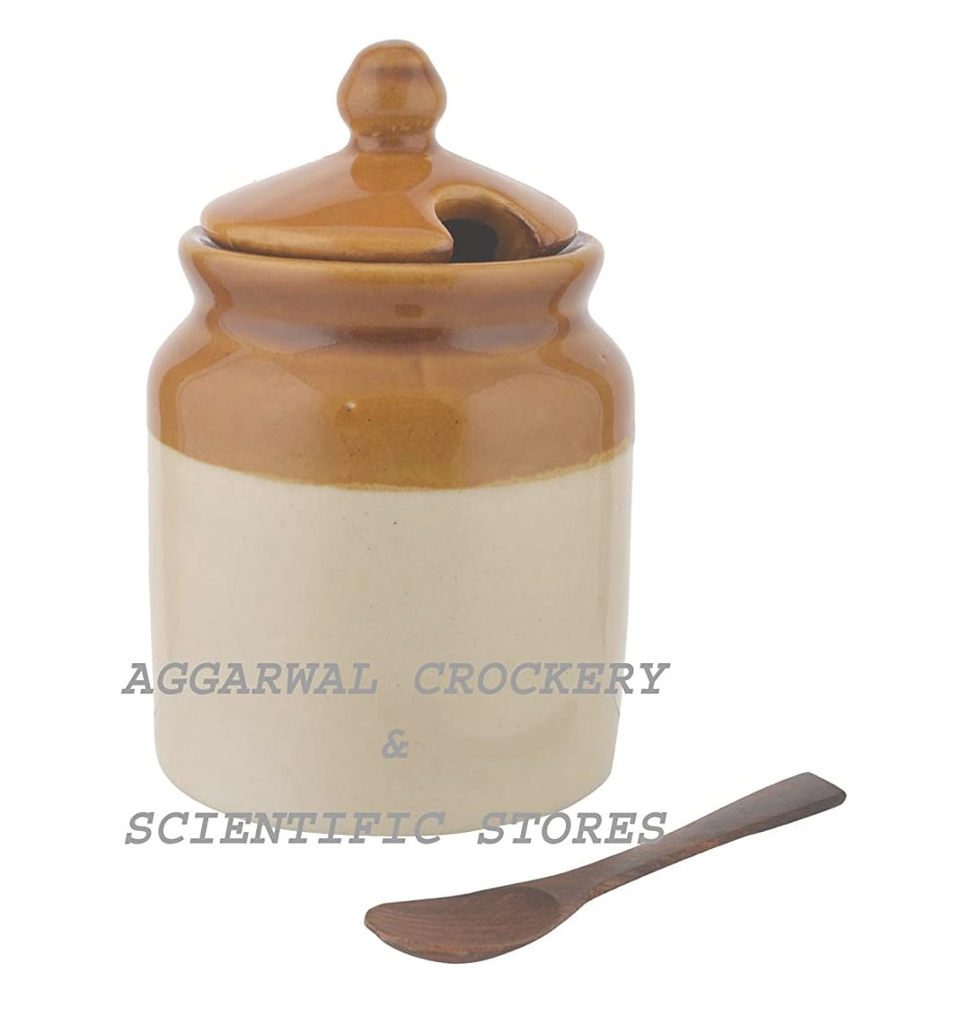 Pickle Jar 750 Gms With Wooden Spoon